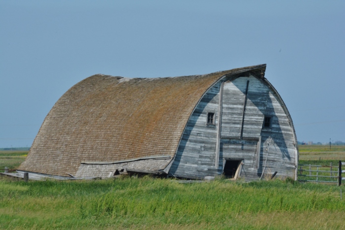 collapses barn
